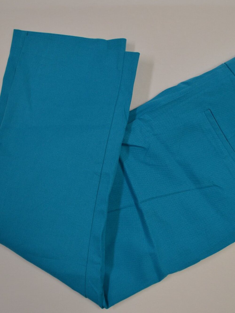 Women’s Chico’s 2 Teal Stretch Ankle Pants US Size 12 NWT